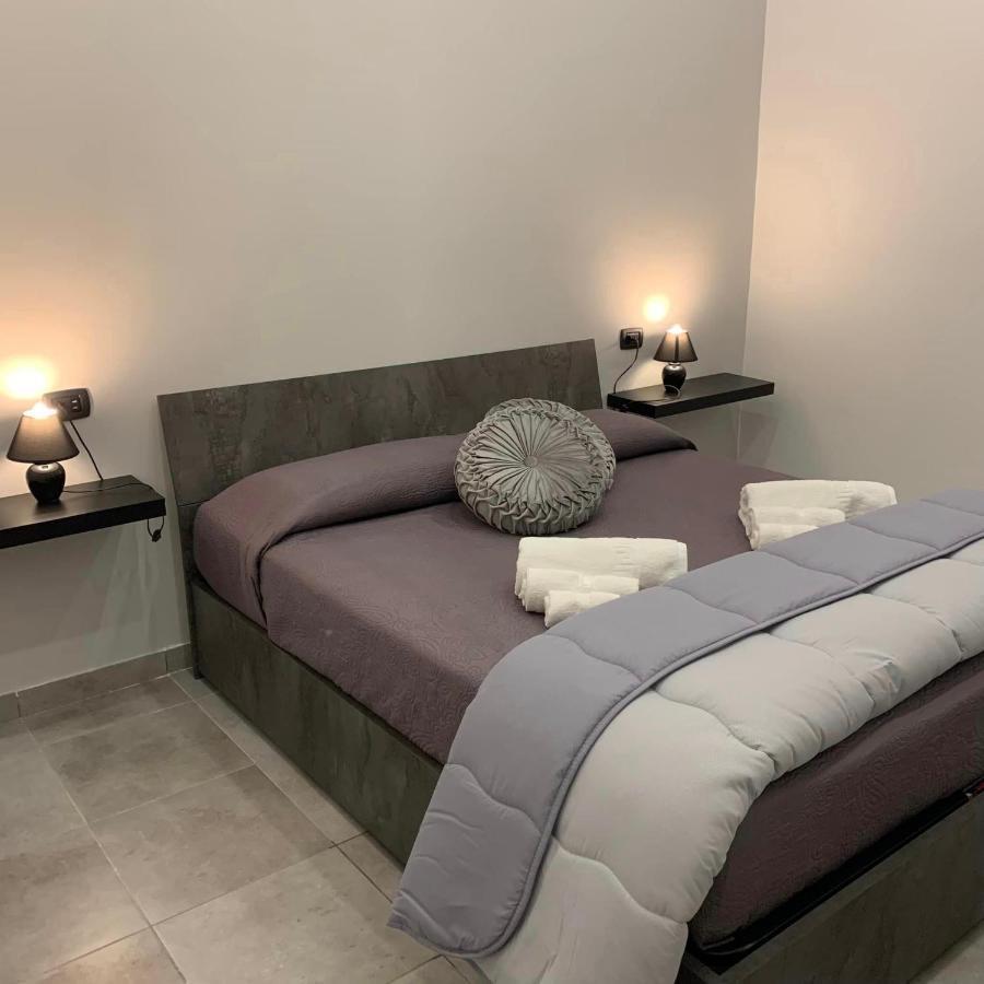 Miris Apartment Fast Comfortable Naples Airport Capodichino 25 Minutes Walk Self Check-In Ngoại thất bức ảnh